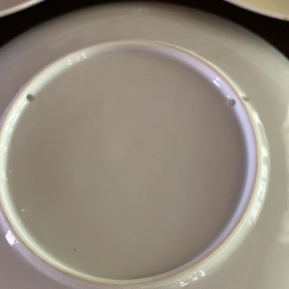 Vintage hand painted plates in pastel colors 7.5” set of 4 - Picture 2 of 6